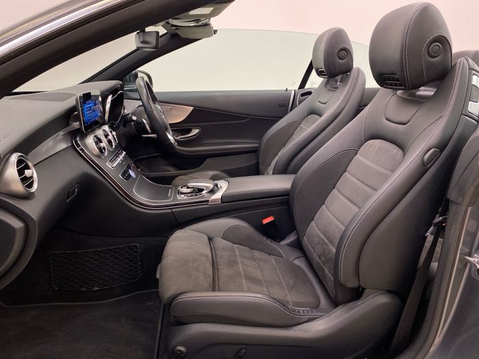 Mercedes-Benz C-Class 2021