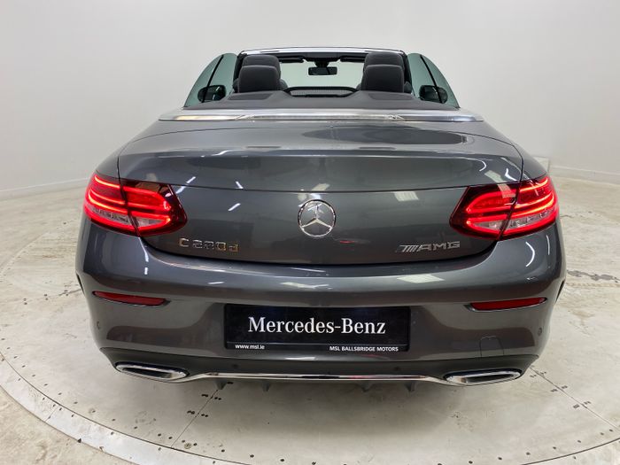 Mercedes-Benz C-Class 2021