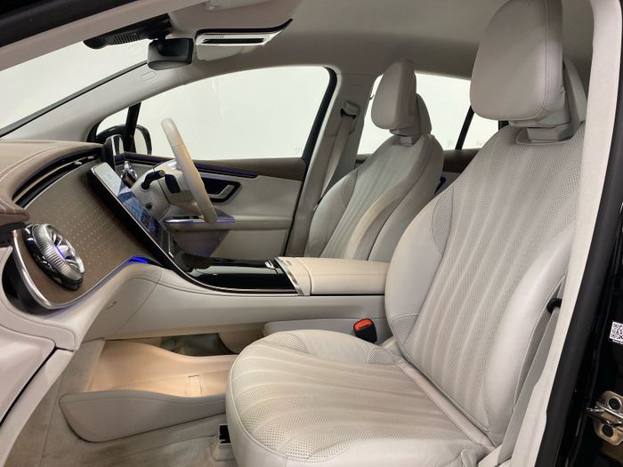 Mercedes-Benz EQE SUV 2024