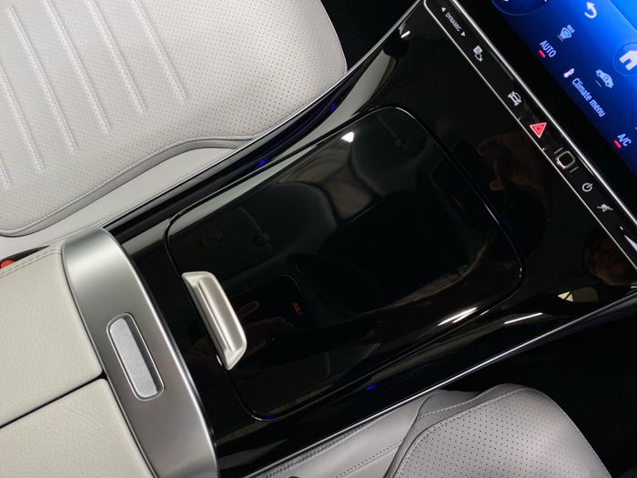 Mercedes-Benz C-Class 2026