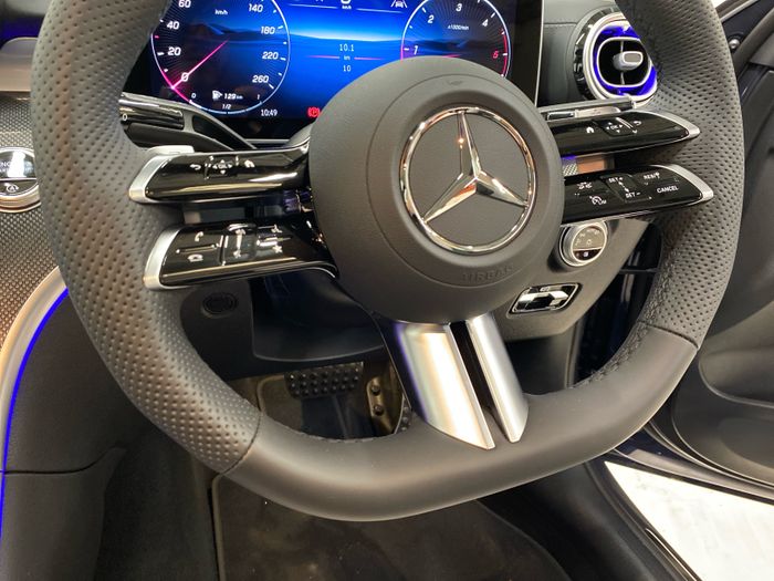 Mercedes-Benz C-Class 2026