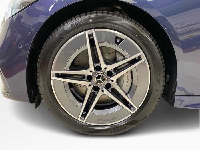 Mercedes-Benz C-Class 2026