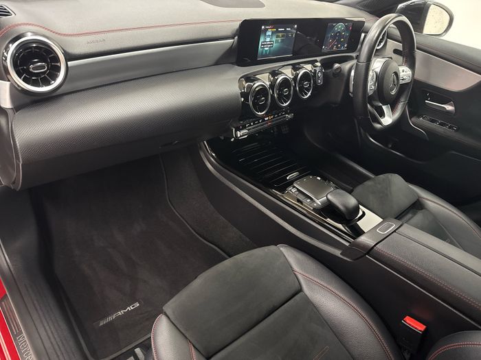 Mercedes-Benz CLA 2021