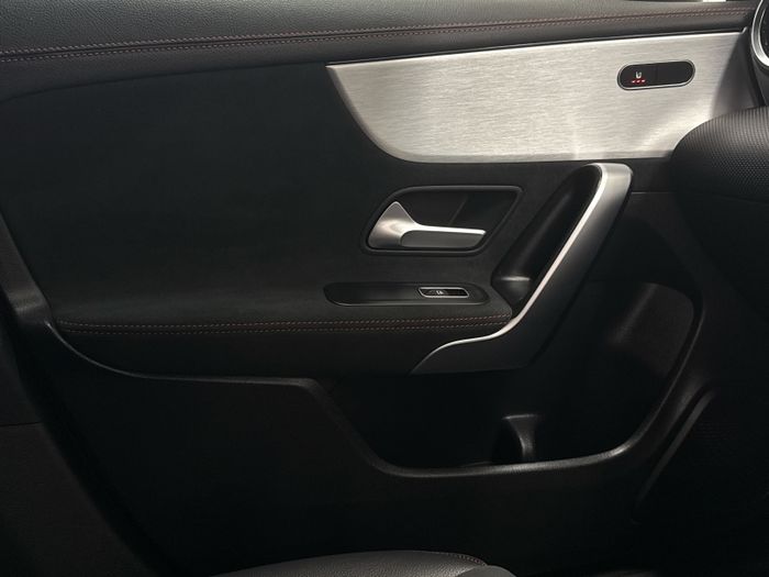 Mercedes-Benz CLA 2021