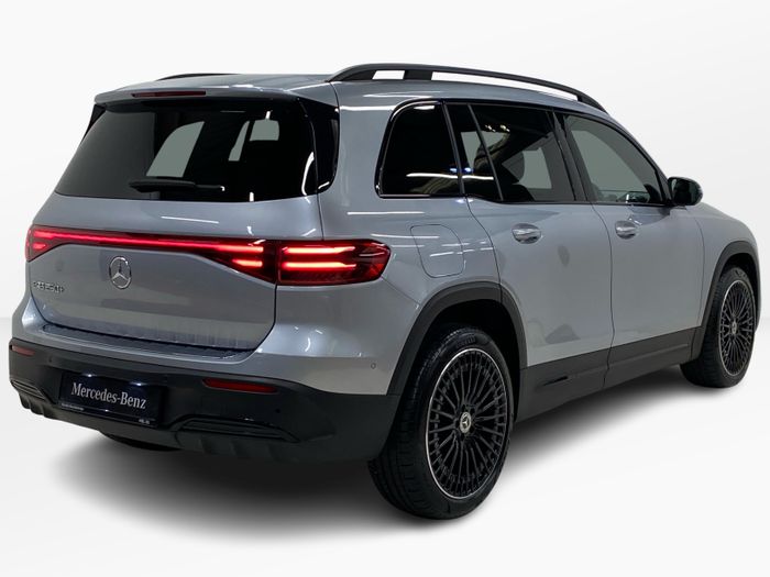 Mercedes-Benz EQB 2025