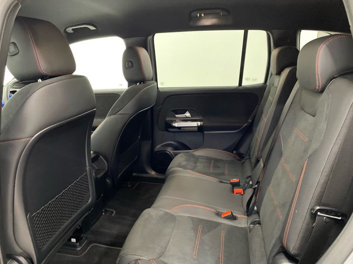 Mercedes-Benz EQB 2025