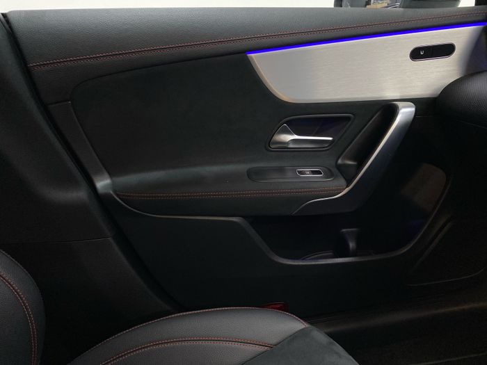 Mercedes-Benz CLA 2023