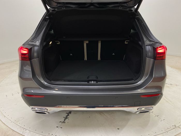 Mercedes-Benz GLA 2026