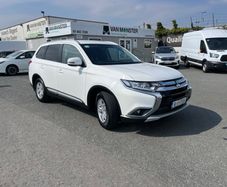 Mitsubishi Outlander 2016