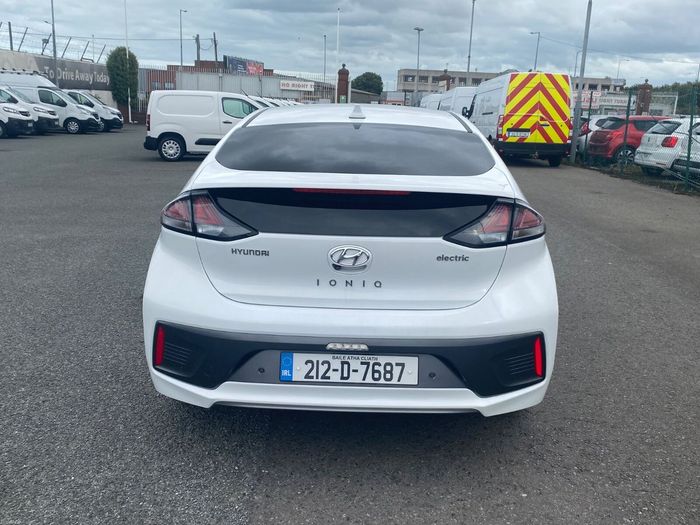 Hyundai Ioniq 2021