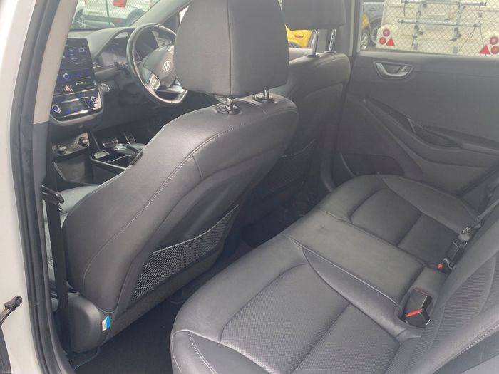 Hyundai Ioniq 2021