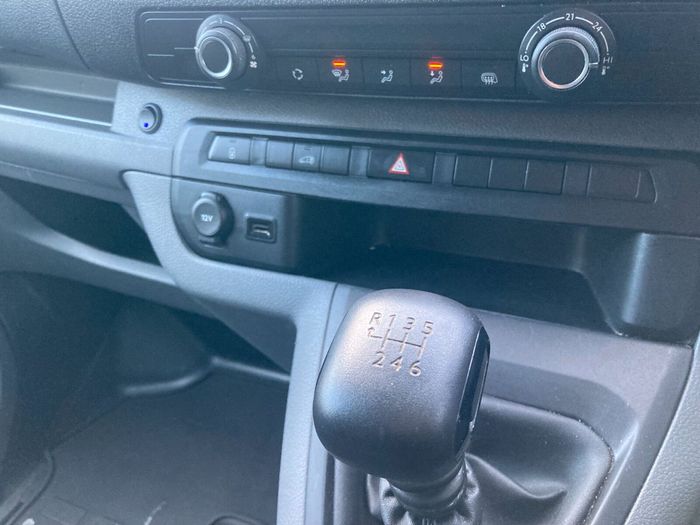 Opel Vivaro 2022
