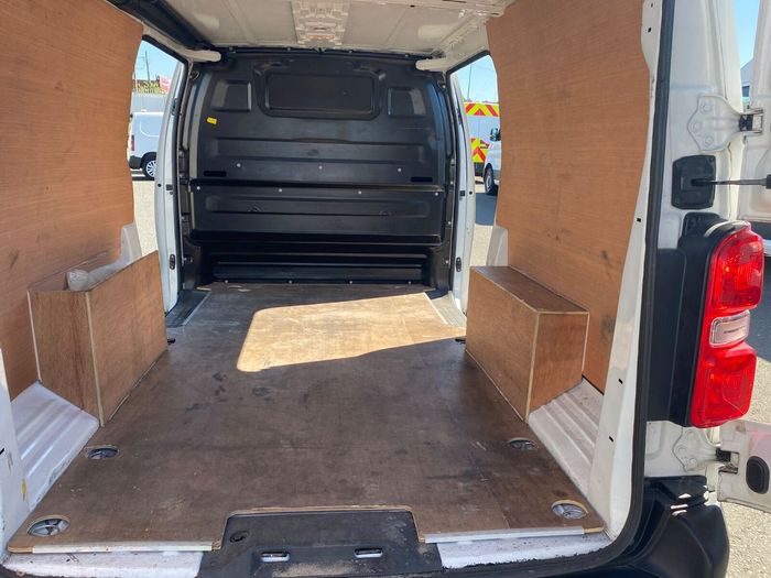 Opel Vivaro 2021