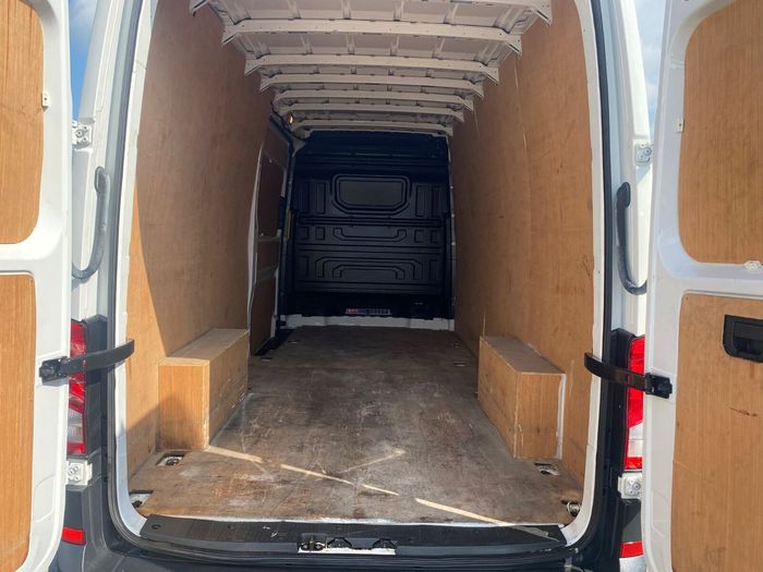 Volkswagen Crafter 2021