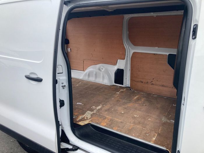 Opel Vivaro 2021