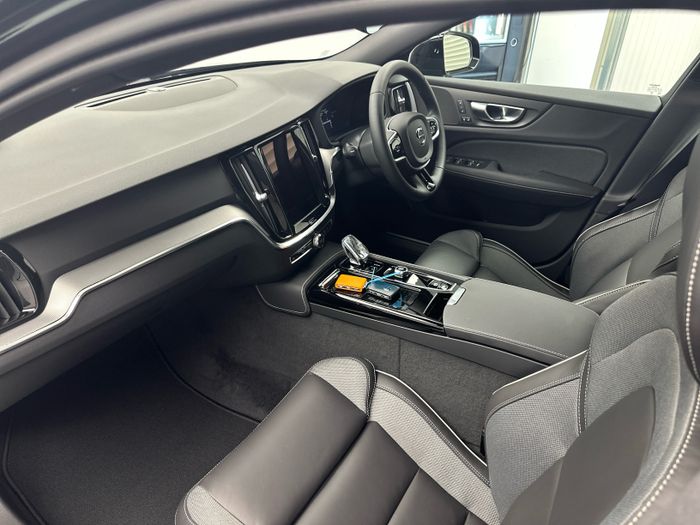 Volvo V60 2026