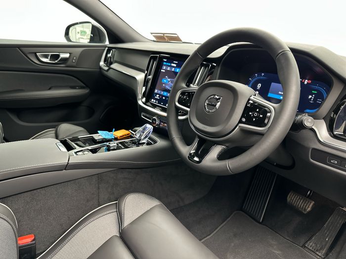 Volvo V60 2026