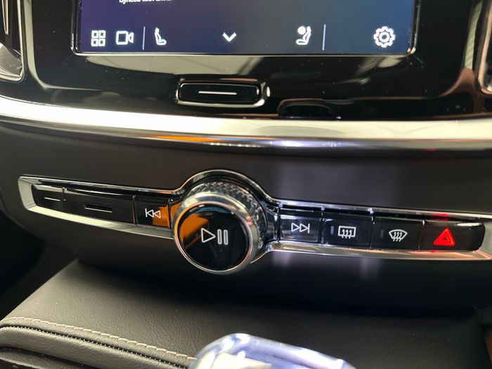 Volvo V60 2026