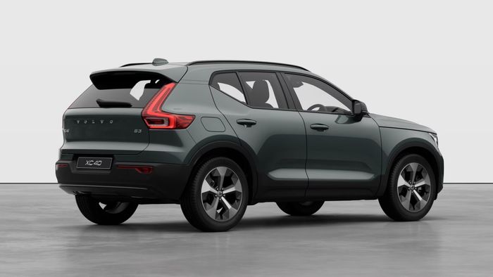 Volvo XC40 2026