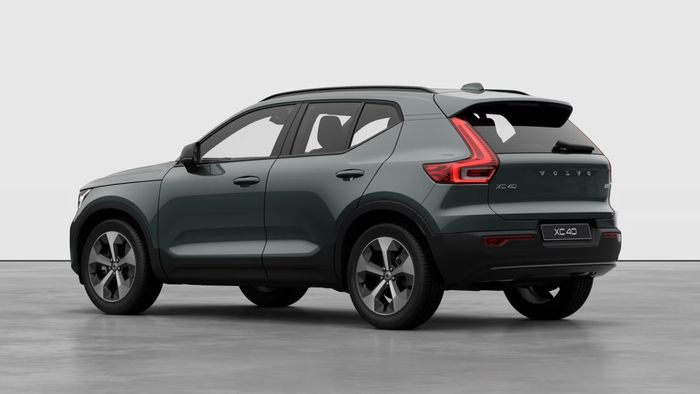 Volvo XC40 2026
