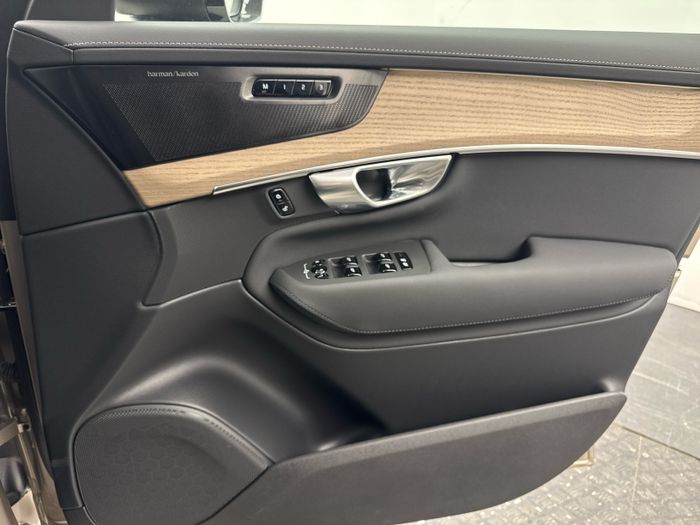 Volvo XC90 2026