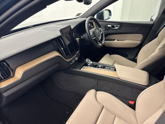 Volvo XC60 2026