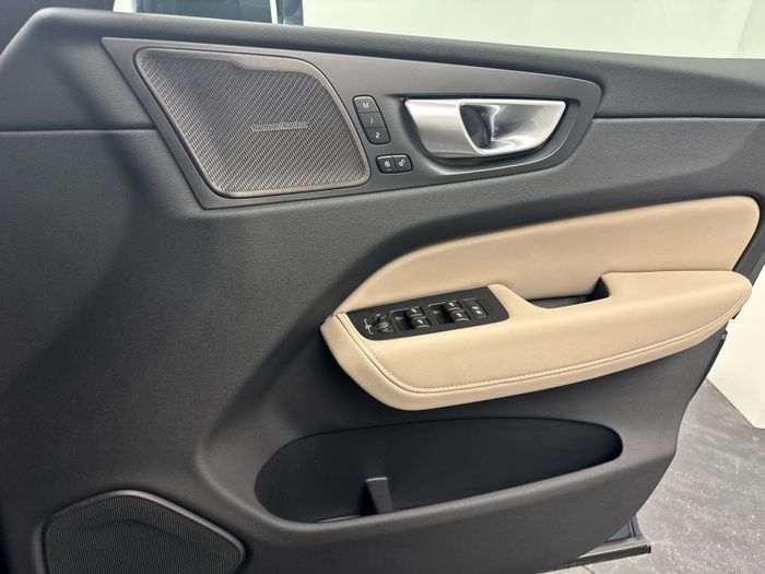 Volvo XC60 2026