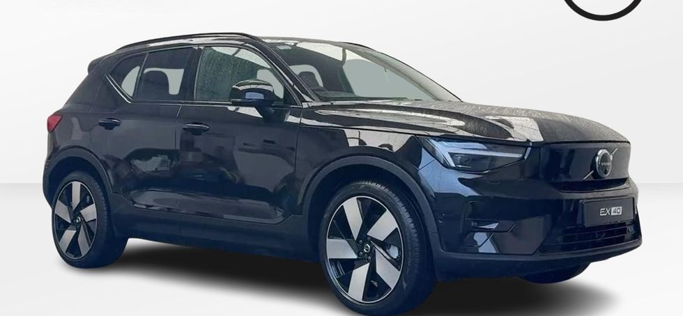 Volvo EX40 2026