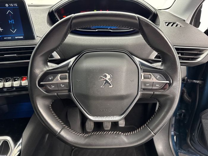 Peugeot 3008 2021