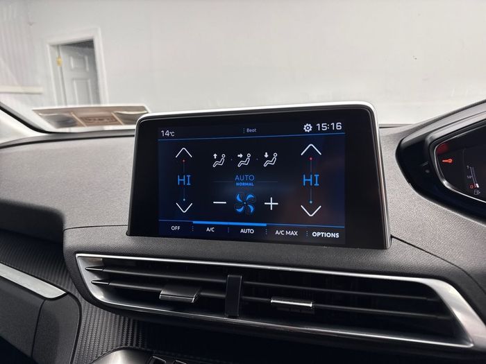 Peugeot 3008 2021