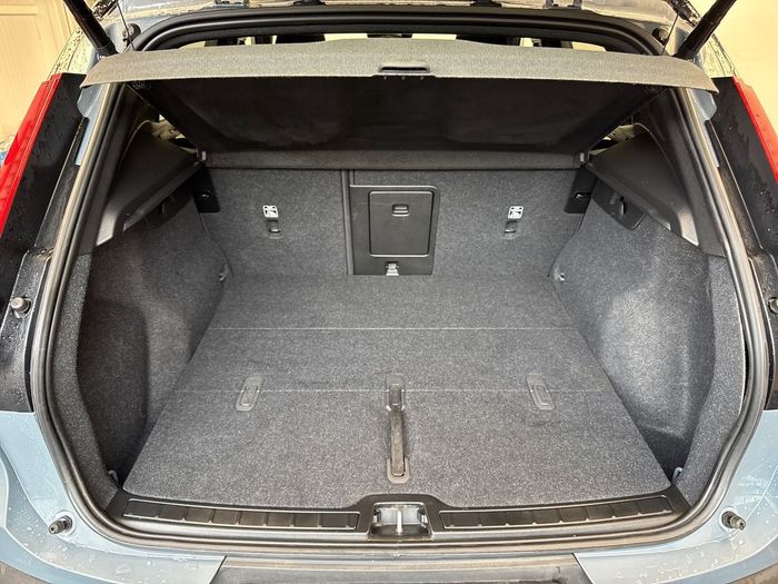Volvo XC40 2023