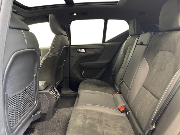 Volvo XC40 2023