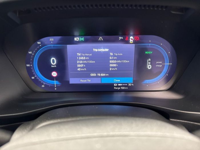 Volvo XC40 2023