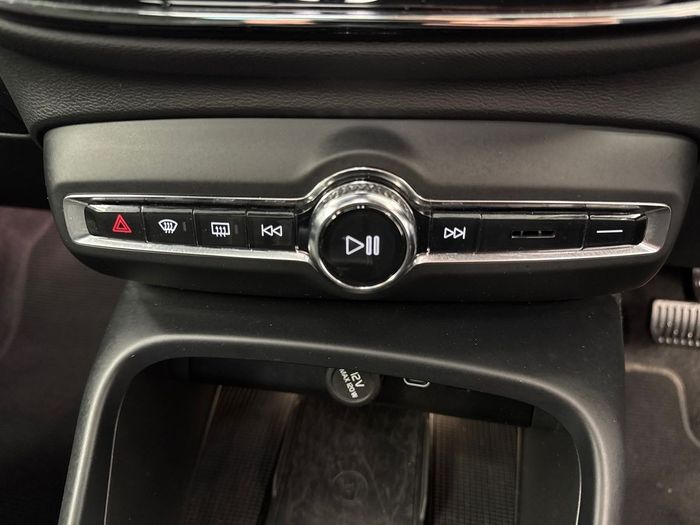 Volvo XC40 2023