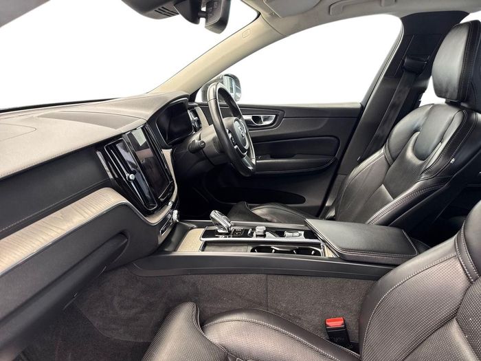 Volvo XC60 2021