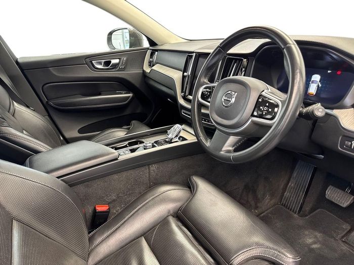 Volvo XC60 2021