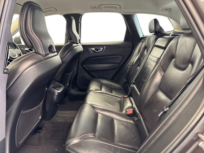 Volvo XC60 2021
