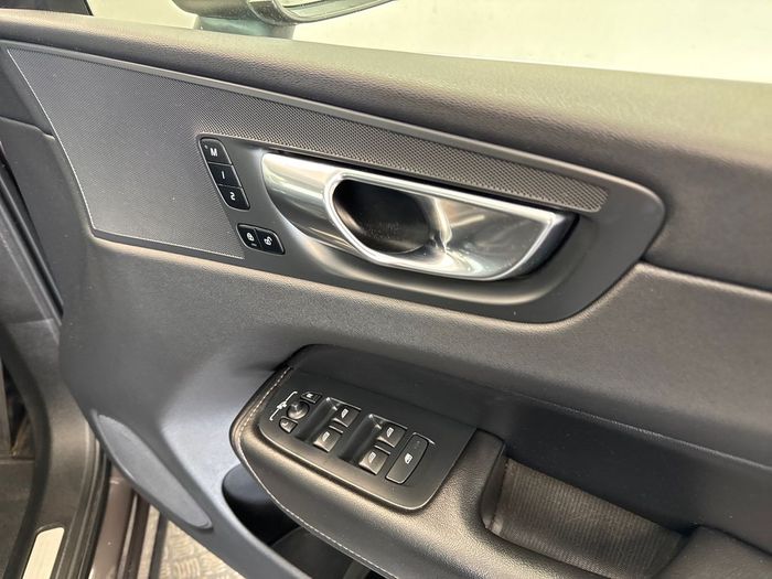 Volvo XC60 2021