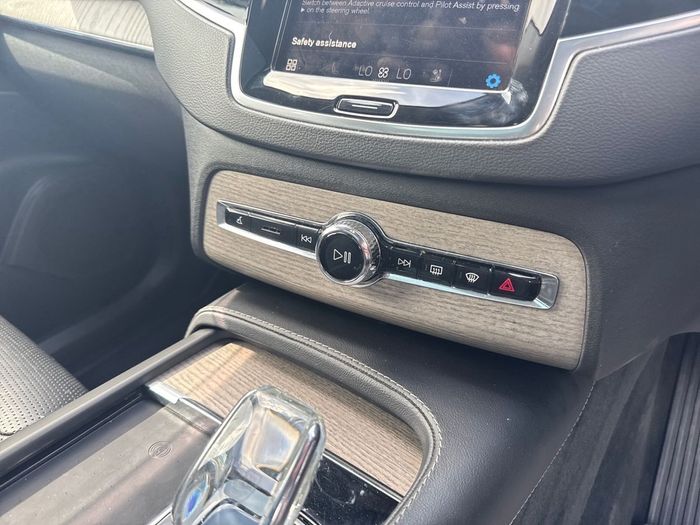 Volvo XC90 2023