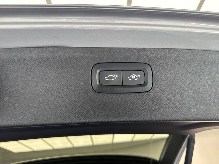 Volvo XC90 2023