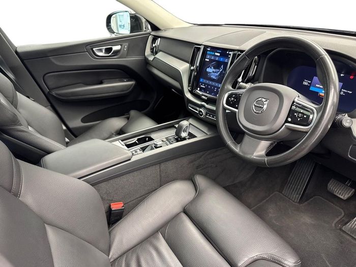 Volvo XC60 2023