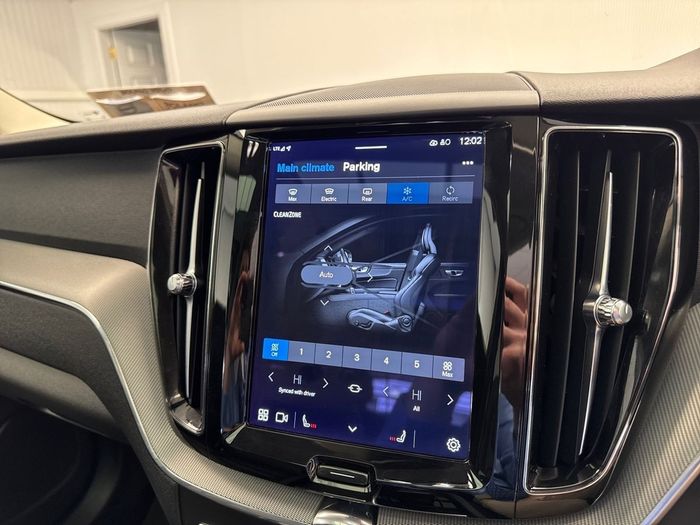 Volvo XC60 2023