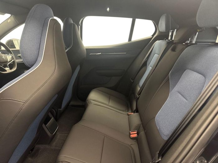 Volvo EX30 2026