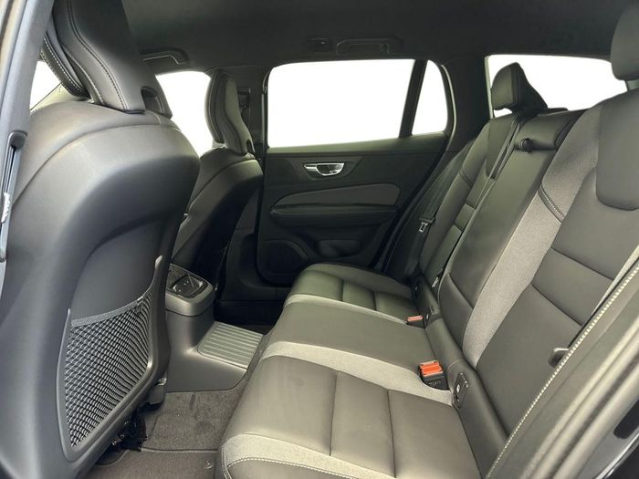 Volvo V60 2026