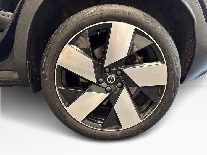 Volvo XC40 2023