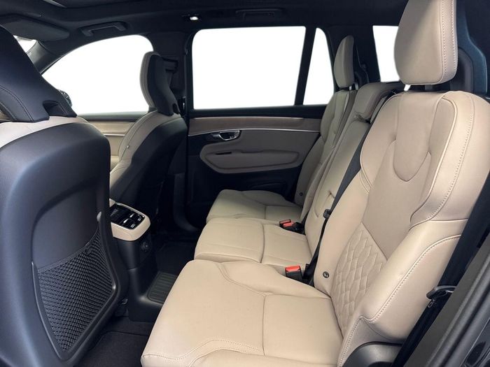 Volvo XC90 2026