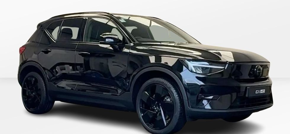 Volvo EX40 2026