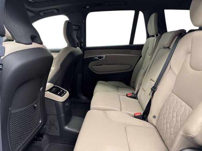 Volvo XC90 2026