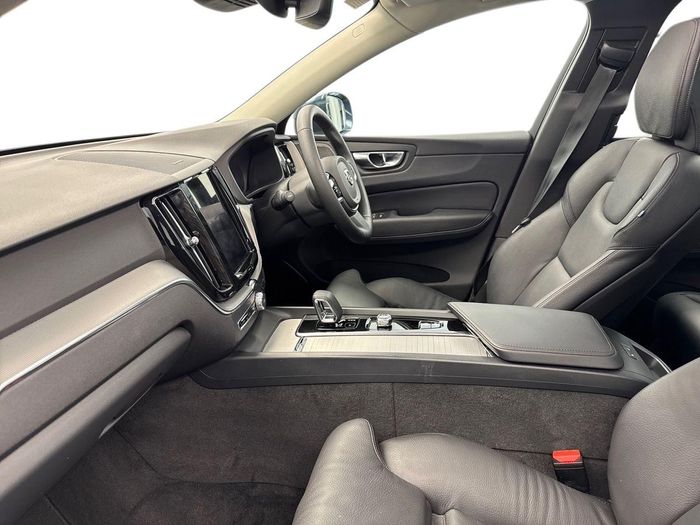 Volvo XC60 2024