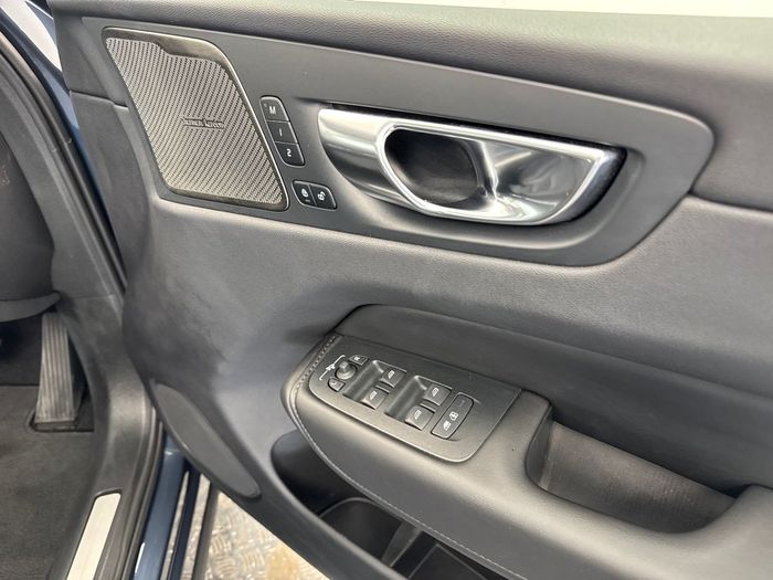 Volvo XC60 2024